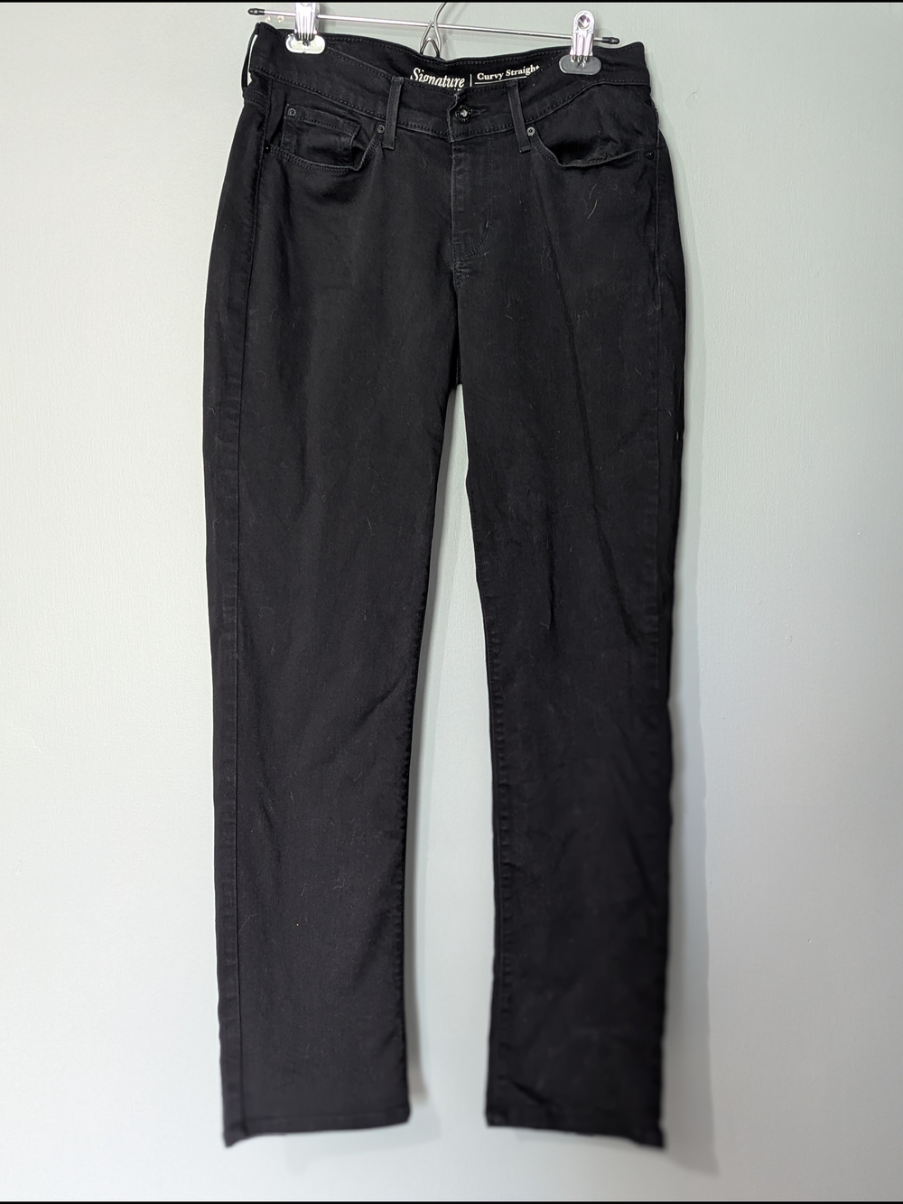 Levi's‎ Signature Women's Black Curvy Straight-Leg Jeans Capsule Wardrobe